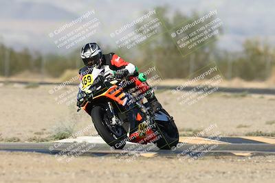 media/Nov-16-2025-Race Pace (Sun) [[8c5fa54630]]/Verified Riders/2-Turn 7 (945am)/